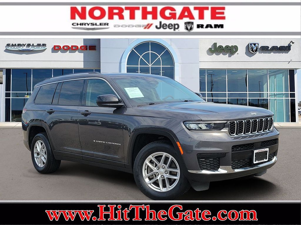 2023 Jeep Grand Cherokee L Laredo 4x4 SUV