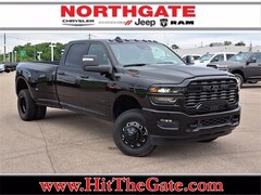 2025 Ram 3500 Big Horn 4x4 Crew Cab 8' Box Pickup