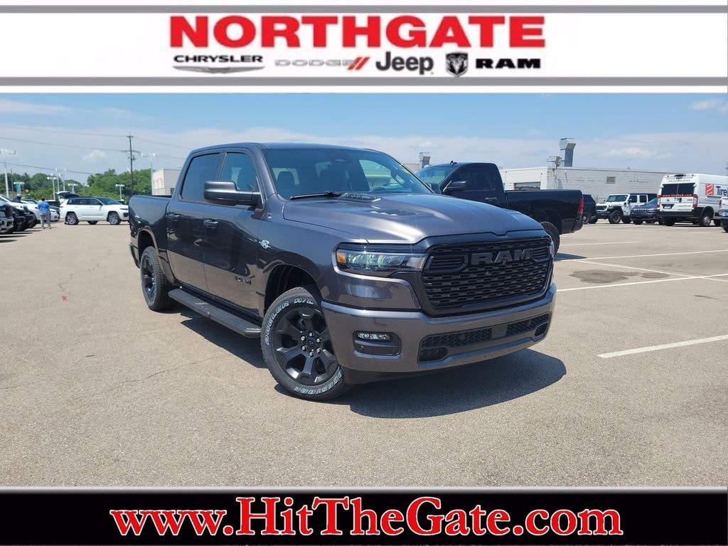 New 2026 Ram 1500 Express 4x4 Crew Cab 5'7" Box Pickup