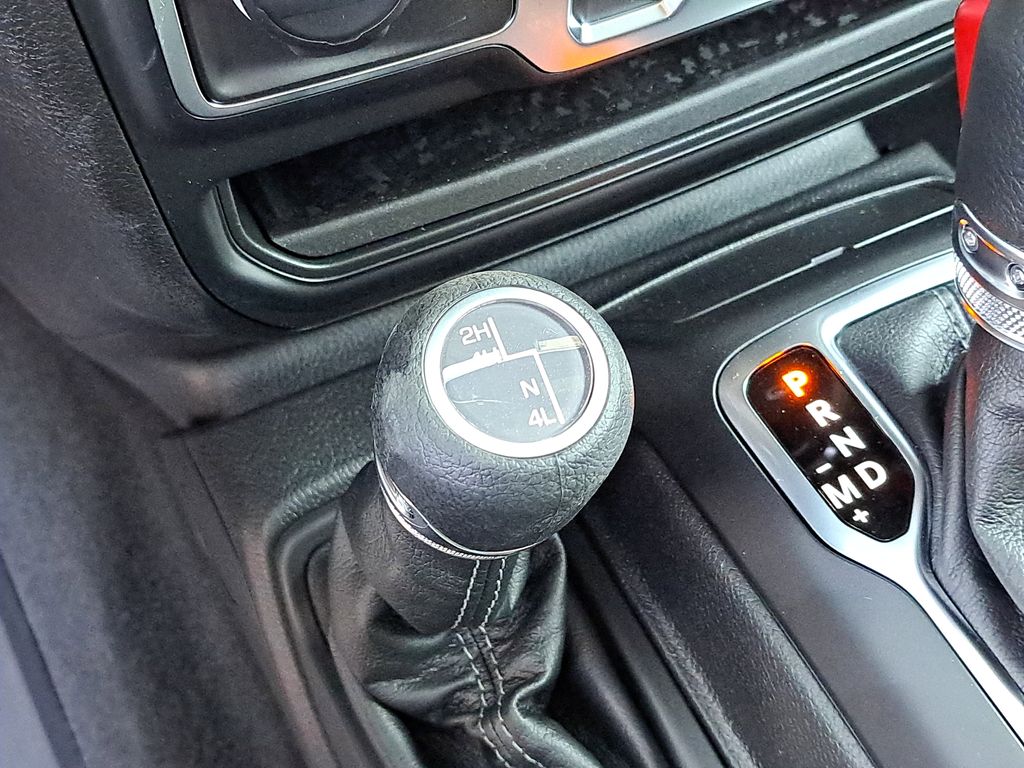 2026 Jeep Wrangler 2-Door Sport - Photo 9