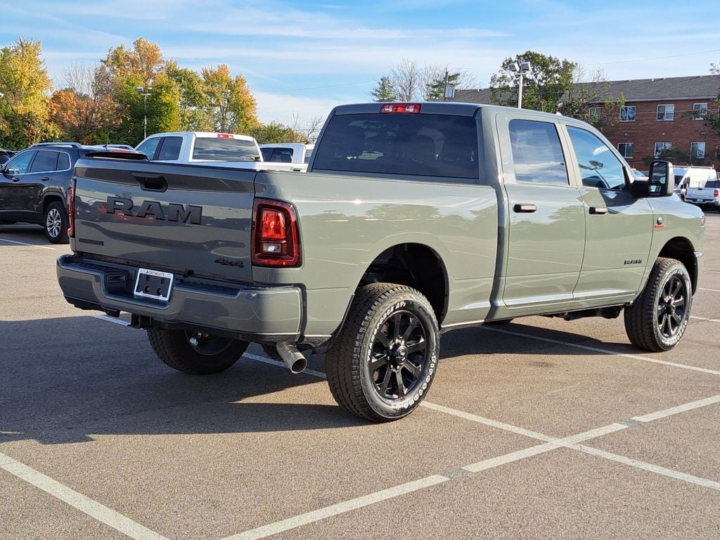 New 2026 Ram 2500 BIG HORN CREW CAB 4X4 6'4 BOX Pickup