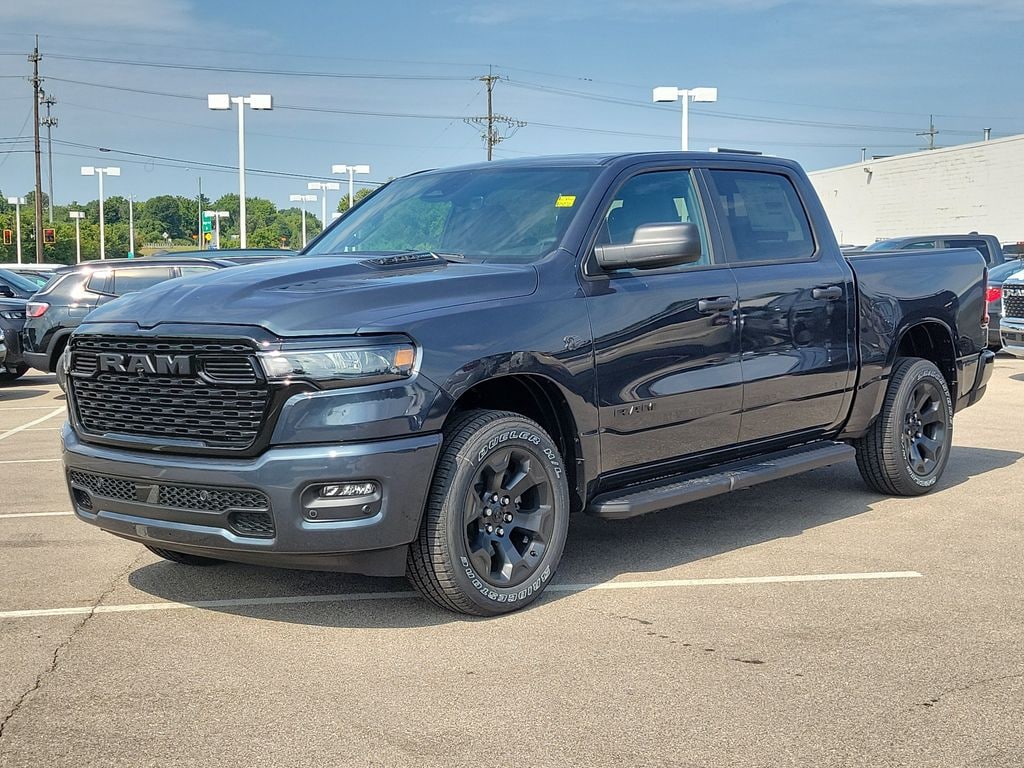 New 2027 Ram 1500 RAM 1500 TRADESMAN CREW CAB 4X4 (144.5 IN WB 5 FT Pickup