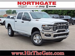2025 Ram 2500 Tradesman 4x4 Crew Cab 6'4
