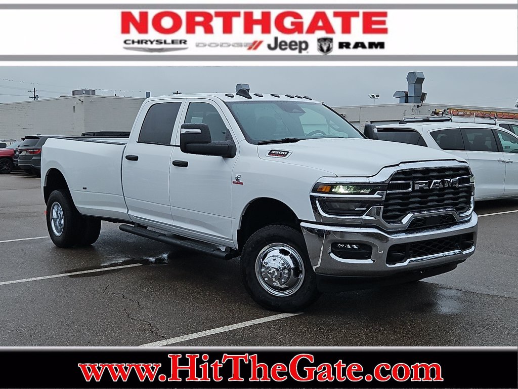 2027 Ram 3500 Tradesman 4x4 Crew Cab 8' Box