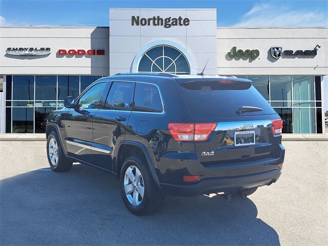 2012 Jeep Grand Cherokee Laredo photo 3
