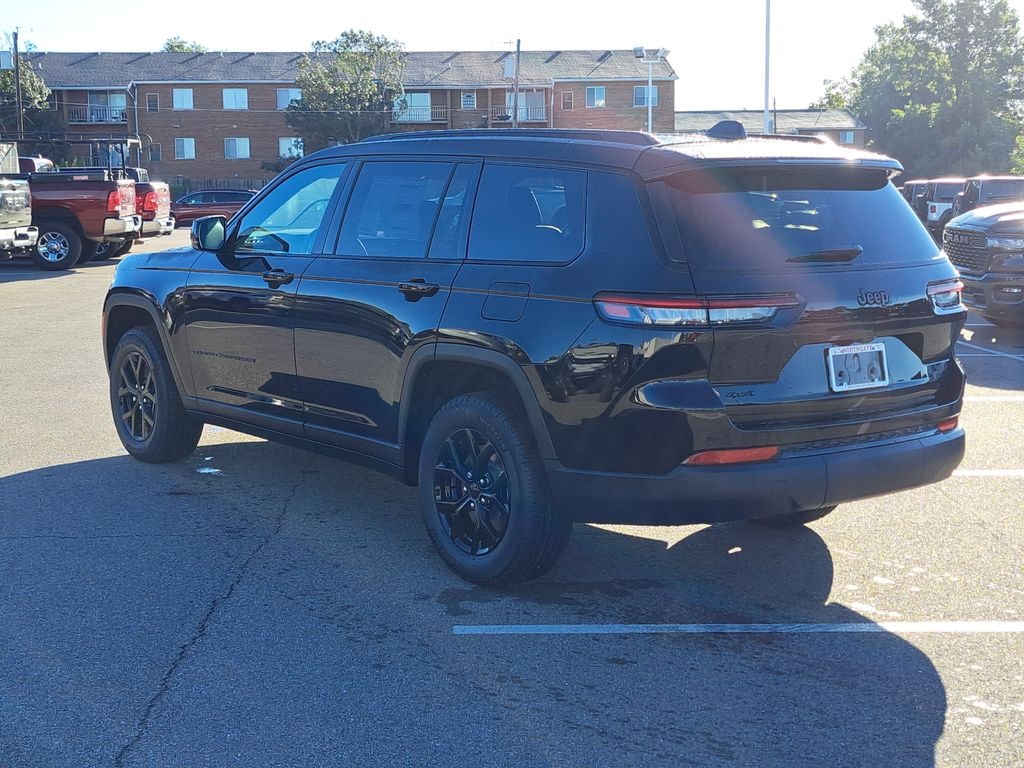 New 2025 Jeep Grand Cherokee L L ALTITUDE X 4X4 Sport Utility