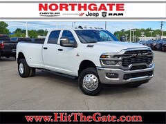 2025 Ram 3500 Tradesman 4x4 Crew Cab 8' Box Pickup