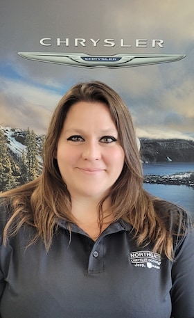 Staff member Lauren Hammel from ID_b560a182bb1b