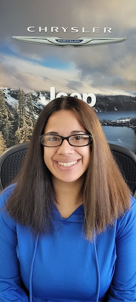 Staff member Natalie Gonzalez from ID_f1440037bd8d