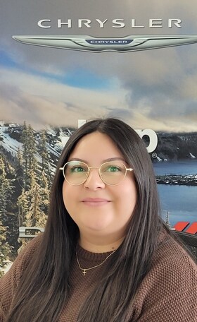 Staff member Yareli Bajeca from ID_f1440037bd8d