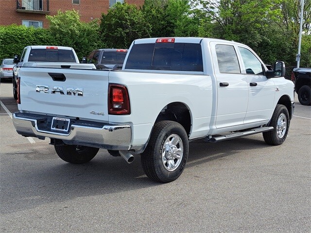 2025 Ram 2500 Tradesman photo 4
