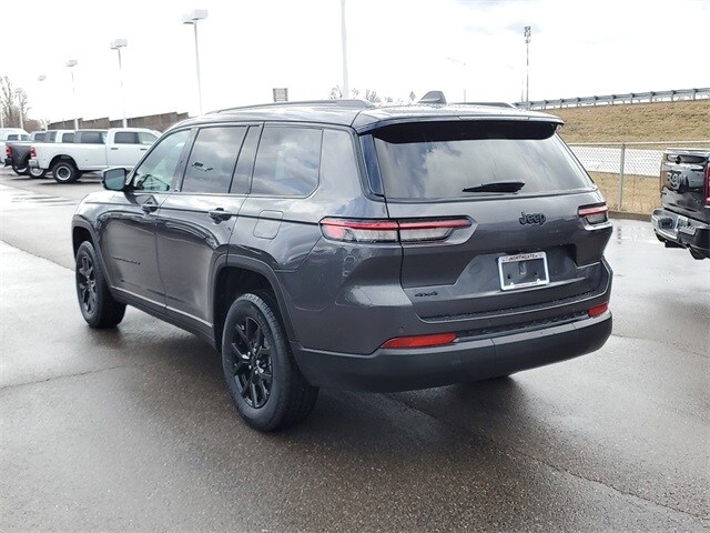 2025 Jeep Grand Cherokee Altitude X photo 3