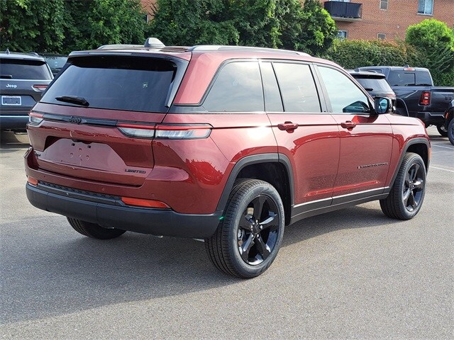 2025 Jeep Grand Cherokee Limited photo 4