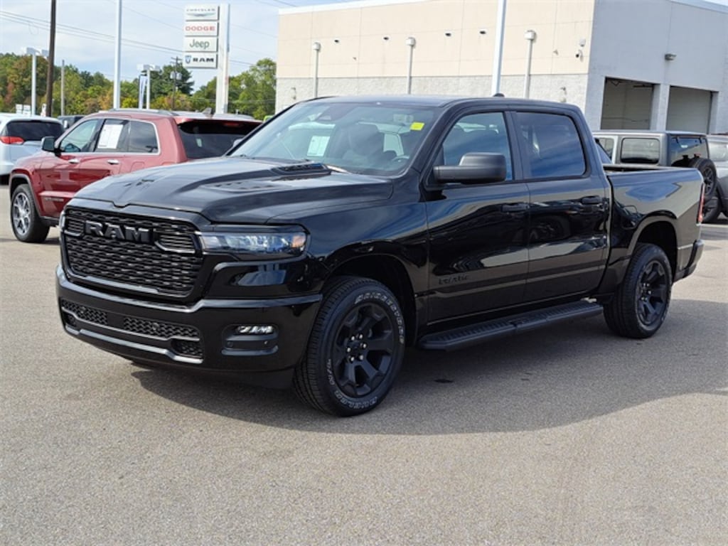 New 2025 Ram 1500 Tradesman Crew Cab 4x4 5'7 Box Pickup