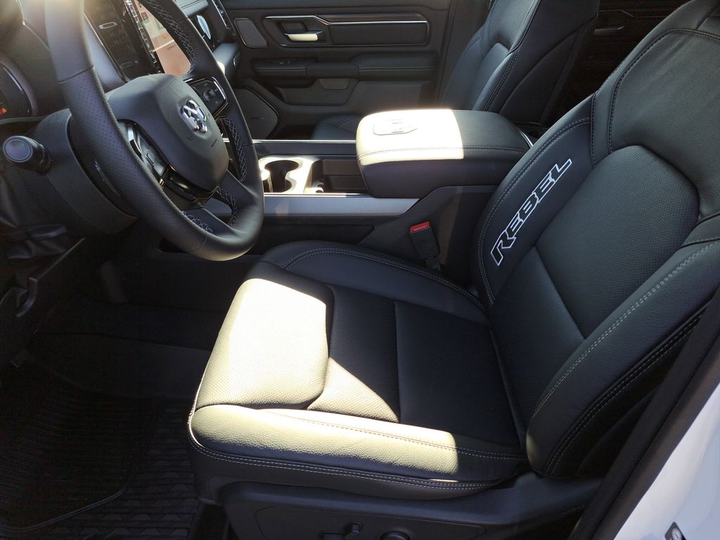 2026 RAM 1500 Rebel - Photo 17