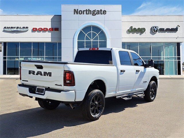 2025 Ram 2500 Big Horn photo 4