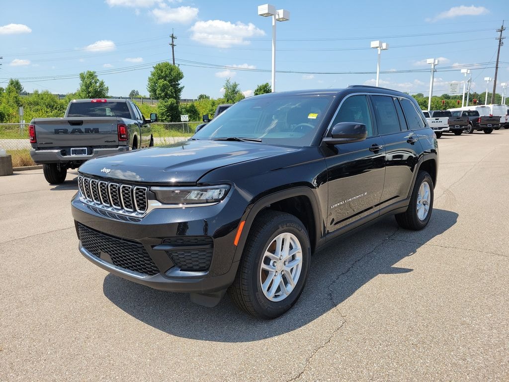 New 2026 Jeep Grand Cherokee Laredo X 4x4 Sport Utility