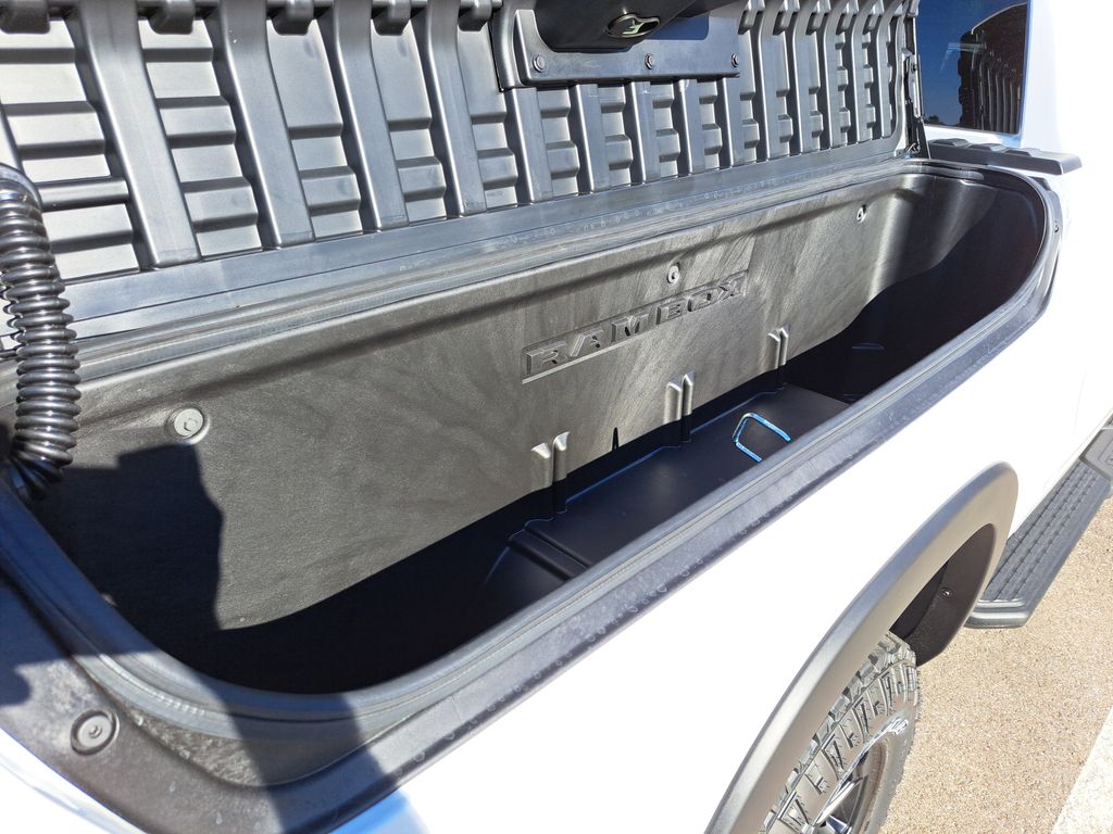 2026 RAM 1500 Rebel - Photo 12