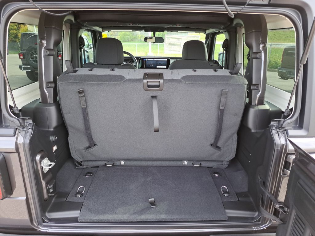 2026 Jeep Wrangler 2-Door Sport - Photo 10