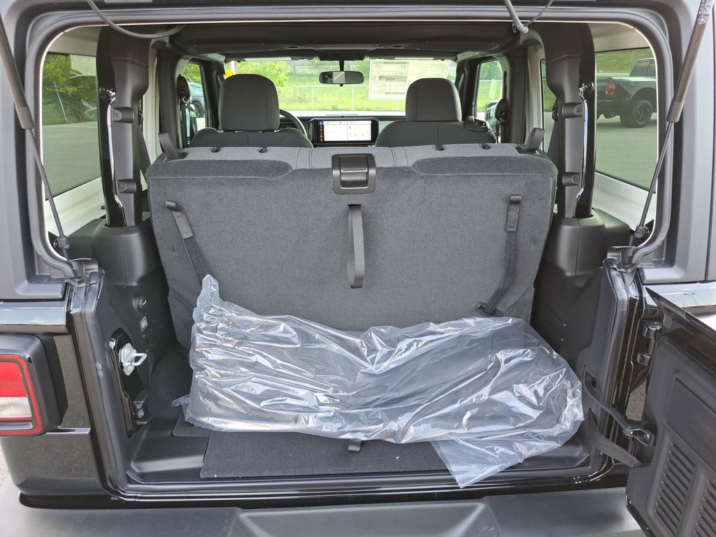 2026 Jeep Wrangler 2-Door Sport - Photo 10