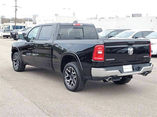 2025 Ram 1500 Laramie photo 3