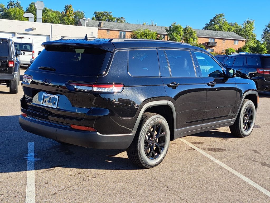 New 2025 Jeep Grand Cherokee L L ALTITUDE X 4X4 Sport Utility
