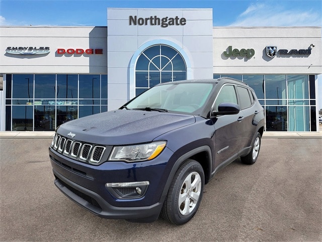 Used 2018 Jeep Compass Latitude with VIN 3C4NJDBB9JT231332 for sale in Cincinnati, OH