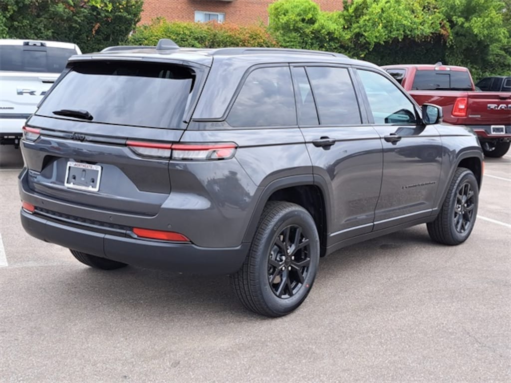 New 2025 Jeep Grand Cherokee ALTITUDE X 4X4 Sport Utility
