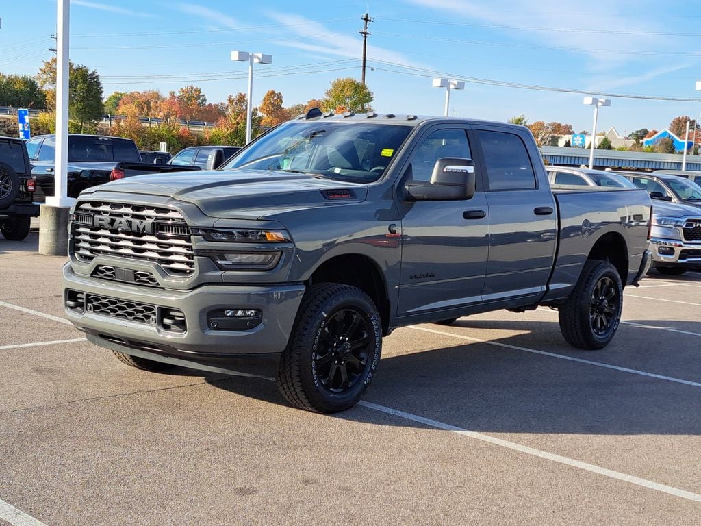 New 2026 Ram 2500 BIG HORN CREW CAB 4X4 6'4 BOX Pickup