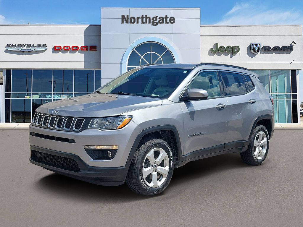 Used 2018 Jeep Compass Latitude with VIN 3C4NJDBBXJT456603 for sale in Groesbeck, OH