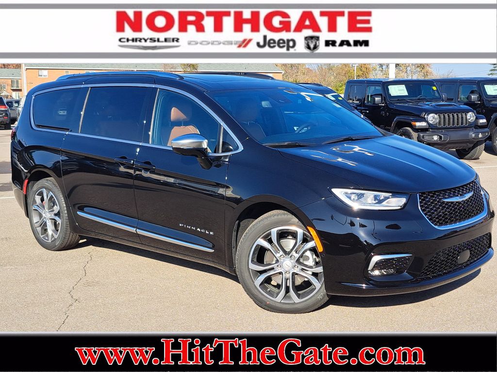 2026 Chrysler Pacifica Pinnacle's photo