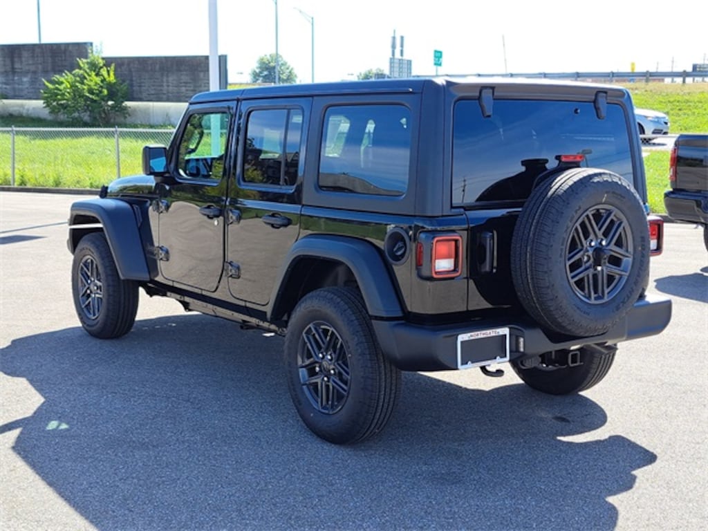 New 2026 Jeep Wrangler 4-DOOR SPORT S Sport Utility