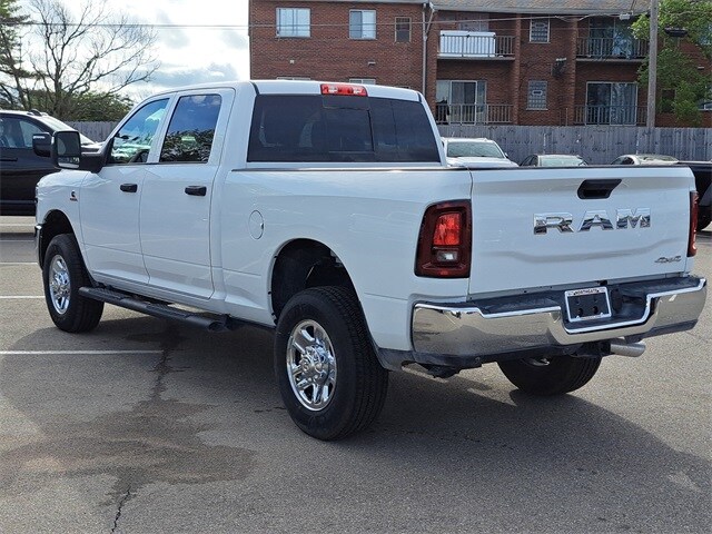 2025 Ram 2500 Tradesman photo 3