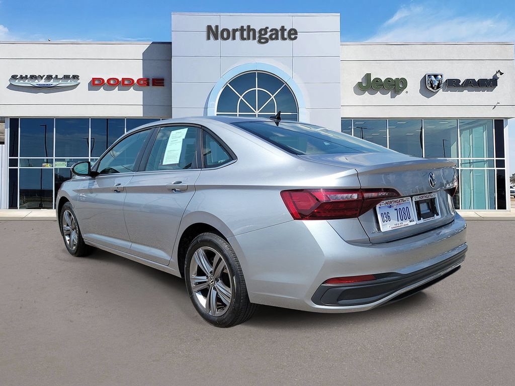 Used 2024 Volkswagen Jetta 1.5T SE Sedan