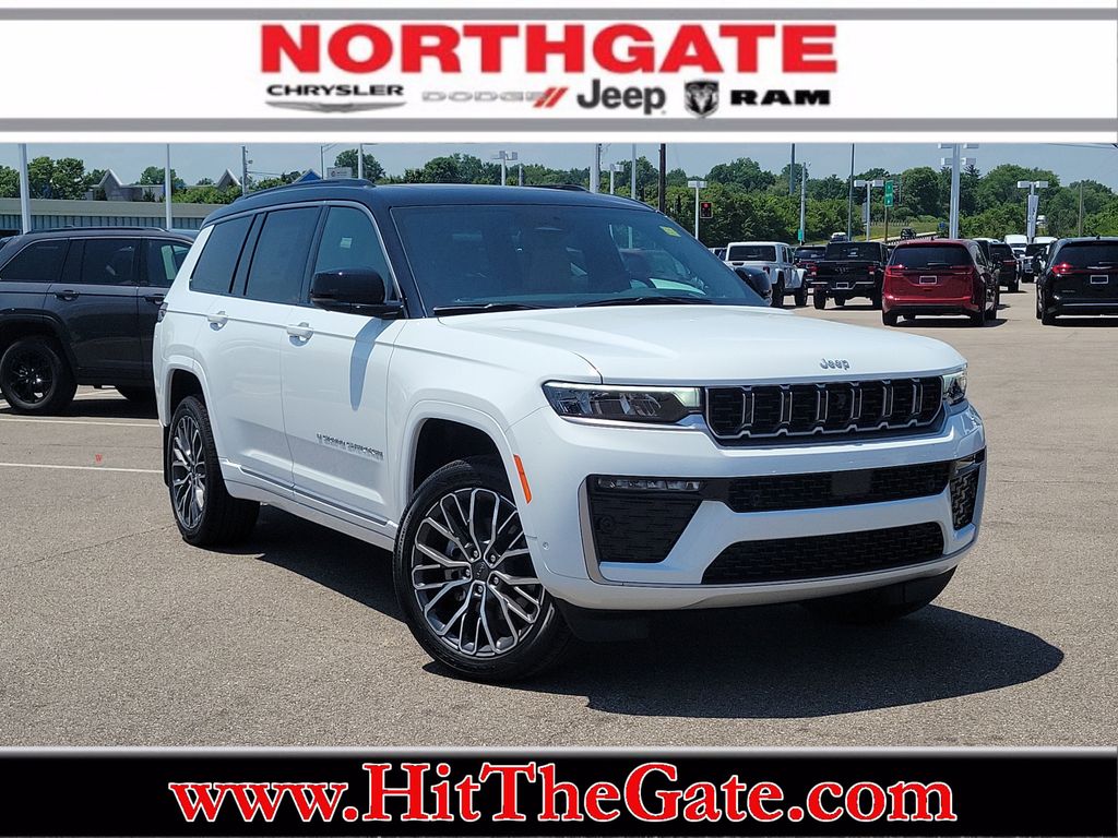 2026 Jeep Grand Cherokee L Summit 4x4's photo