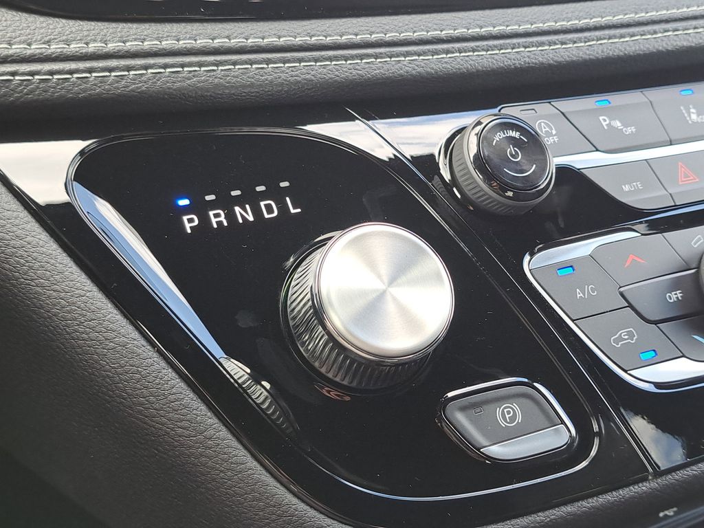 2026 Chrysler Pacifica Select - Photo 20