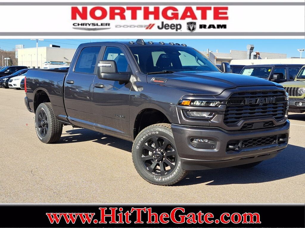 New 2026 Ram 2500 BIG HORN CREW CAB 4X4 6'4 BOX Pickup
