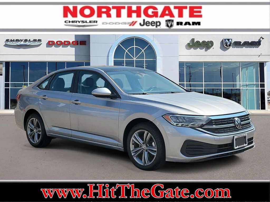 Used 2024 Volkswagen Jetta 1.5T SE Sedan