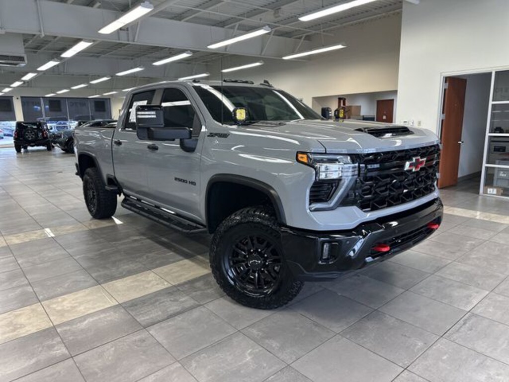 Used 2025 Chevrolet Silverado 2500HD ZR2 Truck Crew Cab
