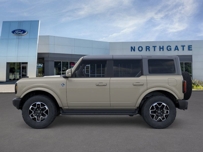 2025 Ford Bronco Outer Banks photo 3