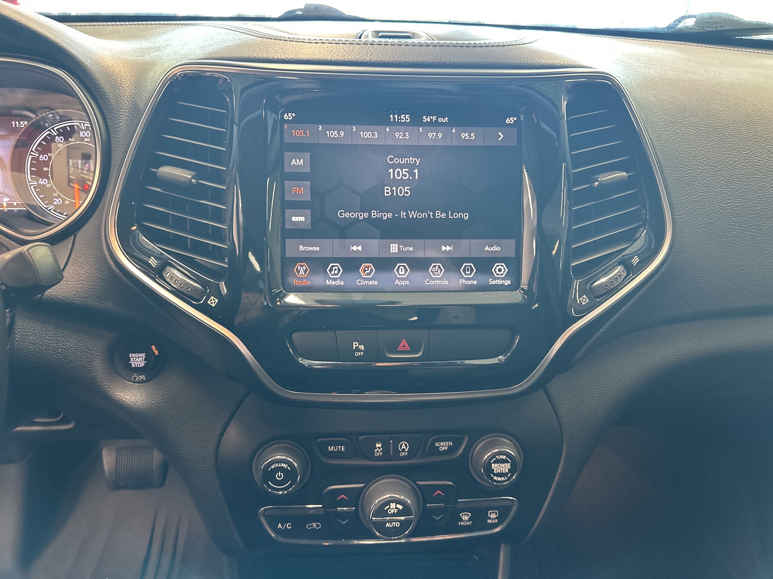 2019 Jeep Cherokee Limited photo 3