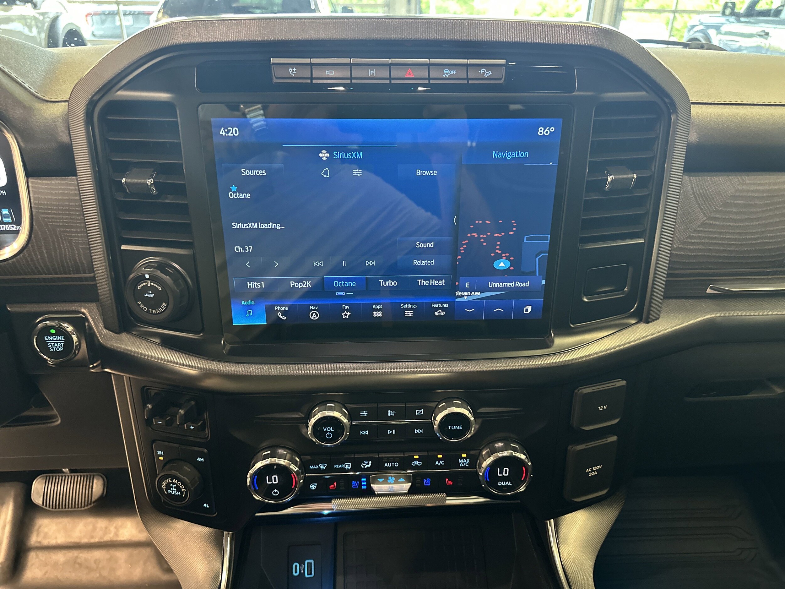 2021 Ford F-150 Platinum photo 3