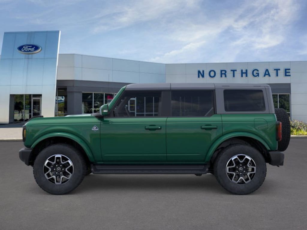 New 2025 Ford Bronco Outer Banks SUV