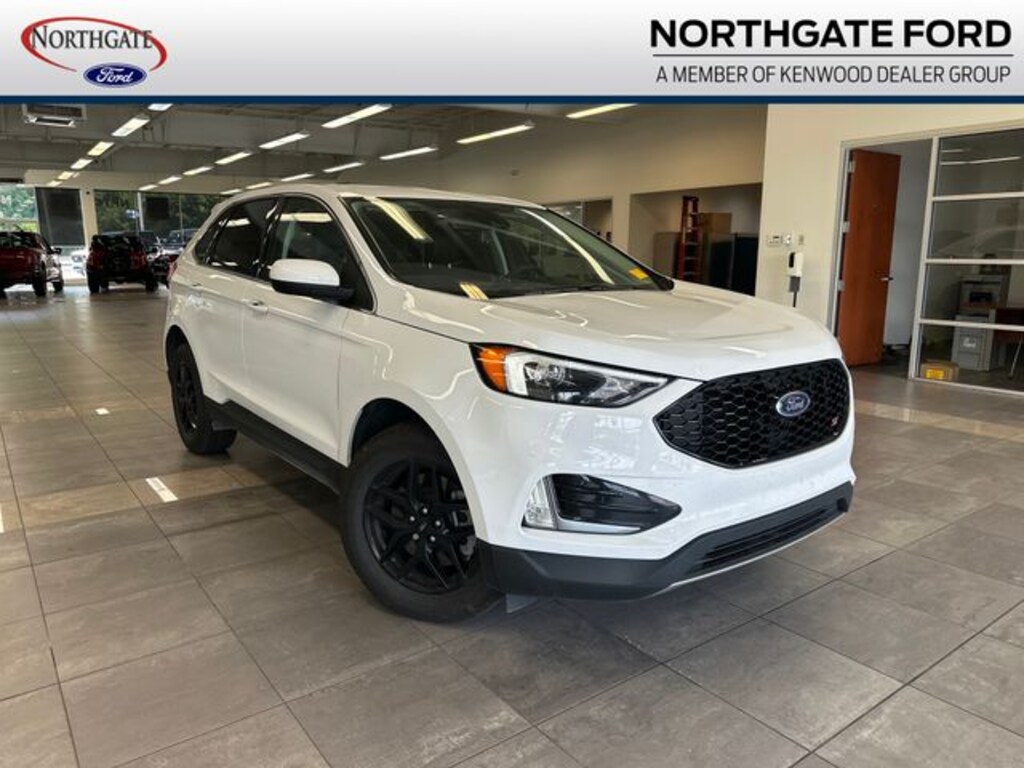 Used 2024 Ford Edge SEL SUV