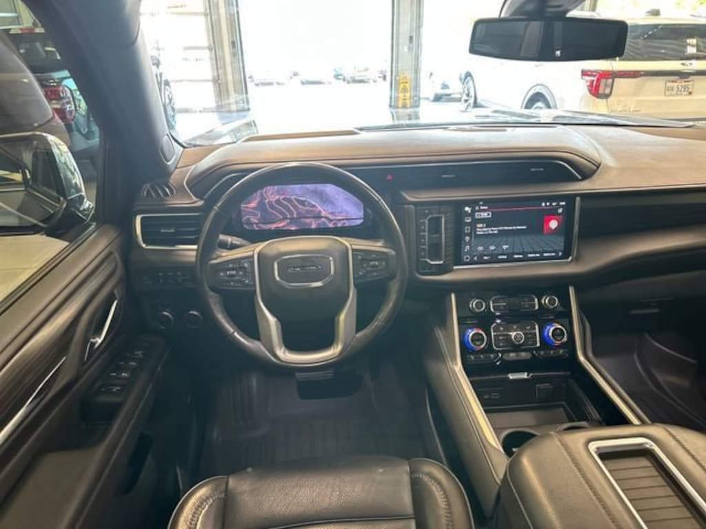 Used 2022 GMC Yukon XL Denali SUV