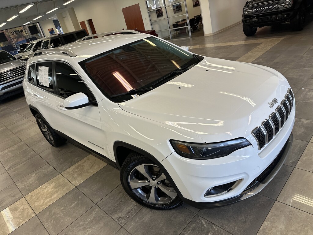 Used 2019 Jeep Cherokee Limited SUV