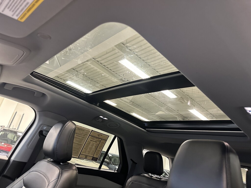 Used 2023 Ford Explorer XLT SUV