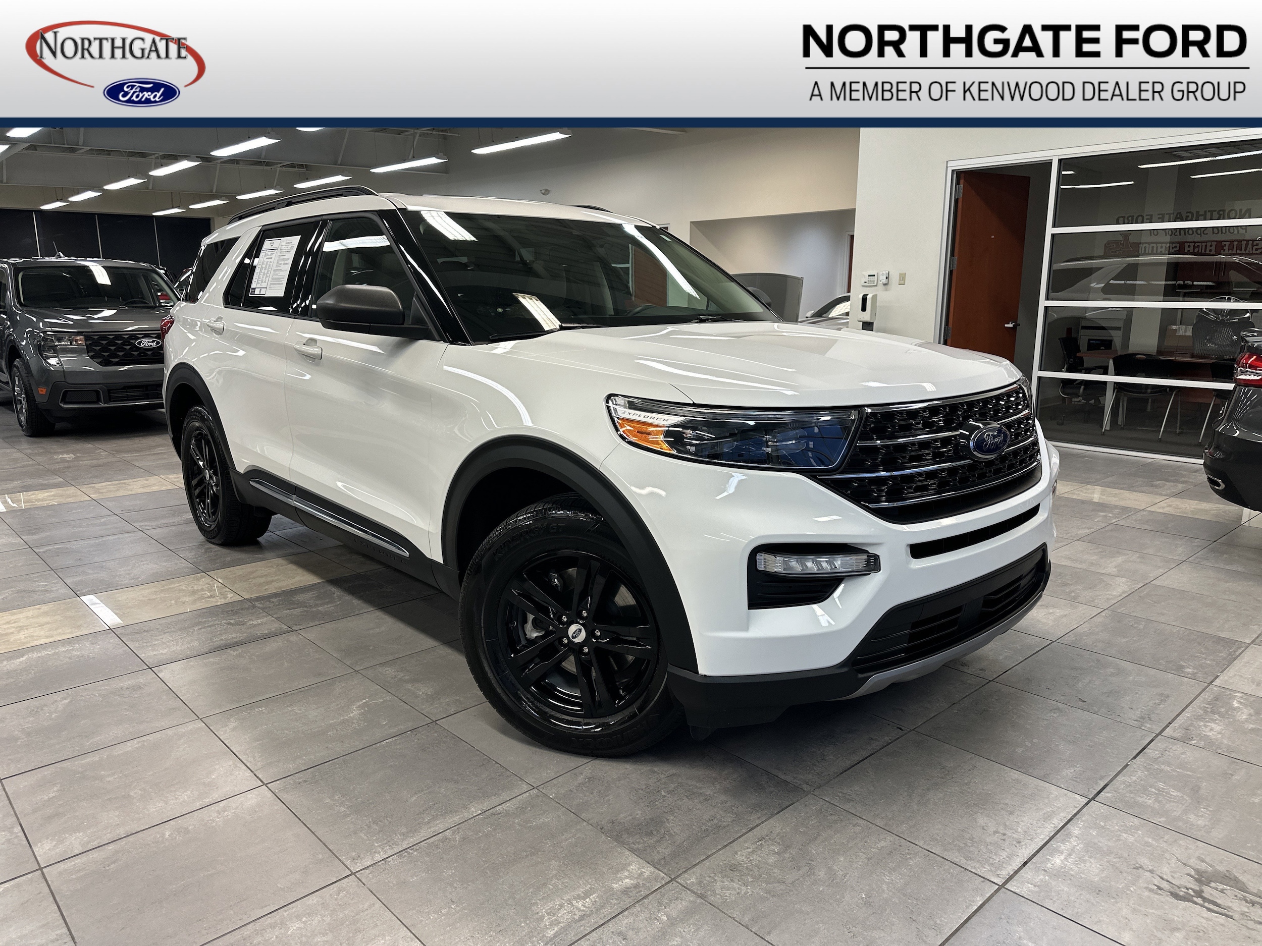 2023 Ford Explorer SUV 