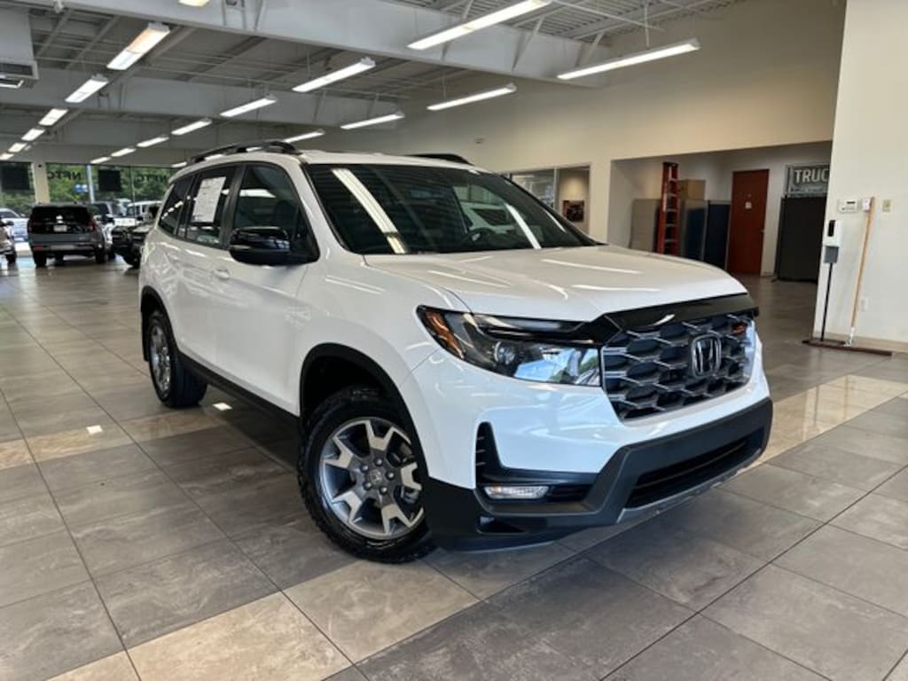 Used 2023 Honda Passport TrailSport SUV