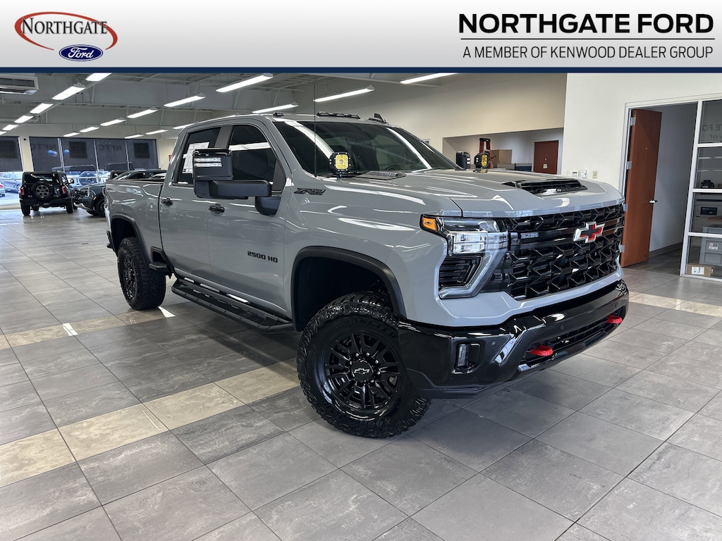 Used 2025 Chevrolet Silverado 2500HD ZR2 Truck Crew Cab